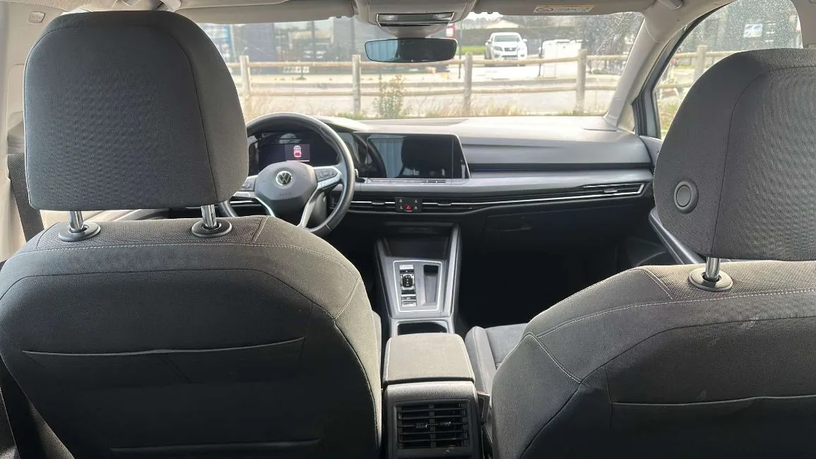 Volkswagen Golf  Image 8