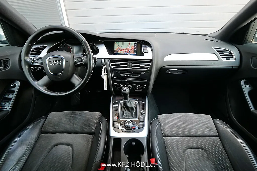 Audi A4 Avant 3,0 TDI DPF quattro*S-line* Image 9