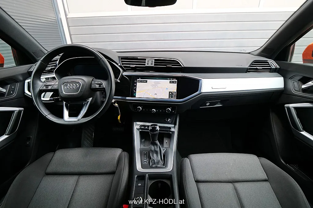 Audi Q3 35 TFSI S-tronic advanced Image 9
