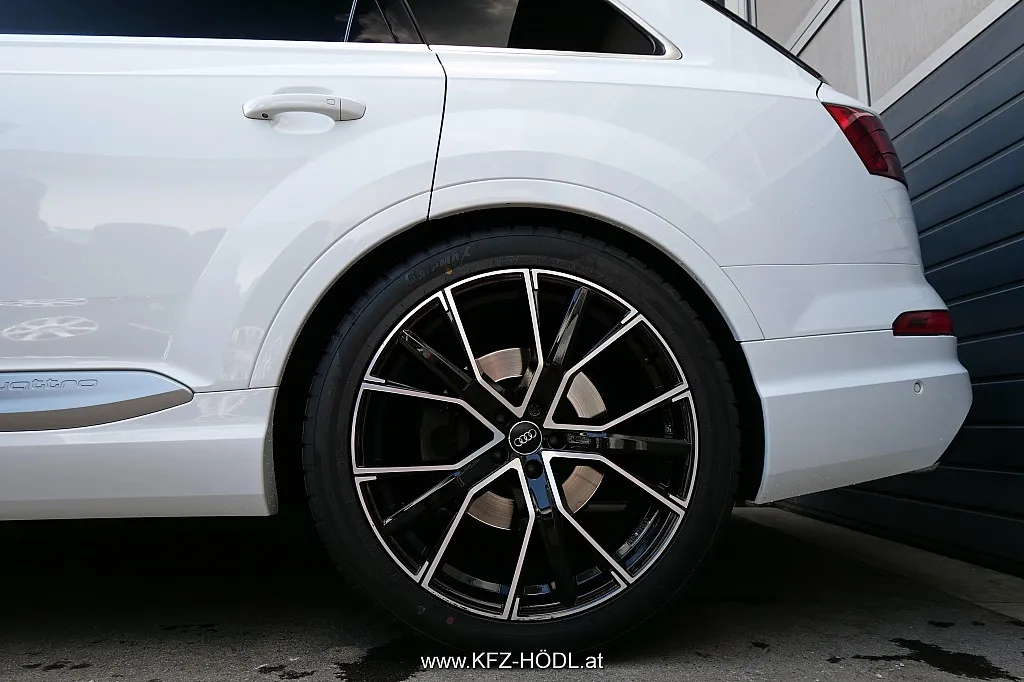 Audi Q7 3,0 TDI quattro Tiptronic*7-Sitzer*S-line* Image 8