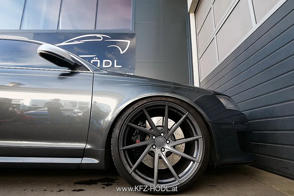 Audi RS6 Avant quattro Tiptronic Image 7