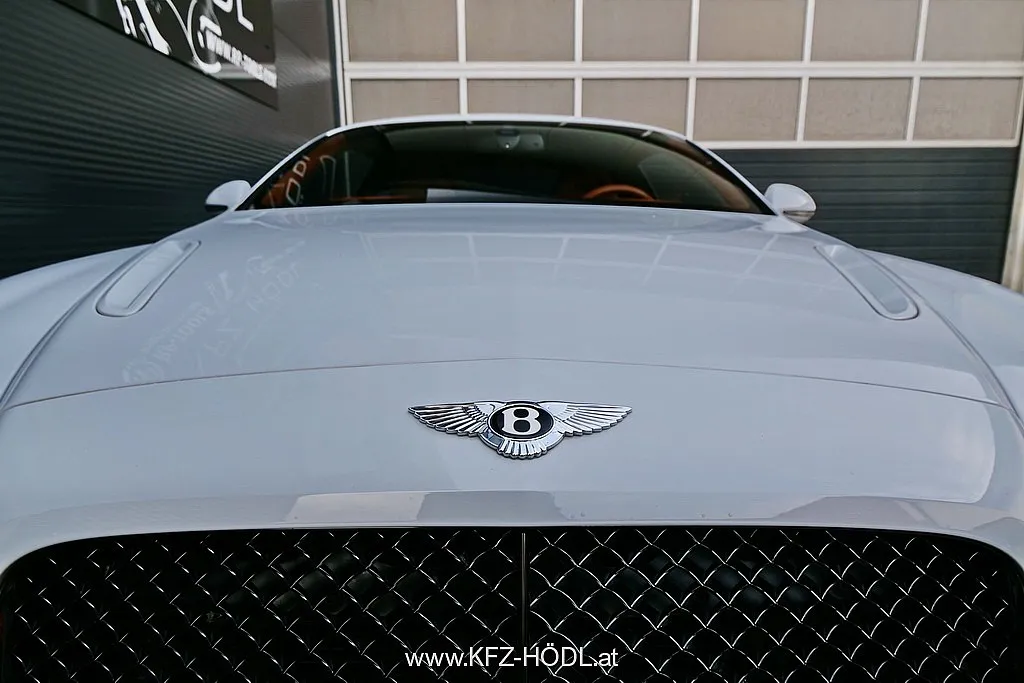 Bentley Continental Supersport Image 9