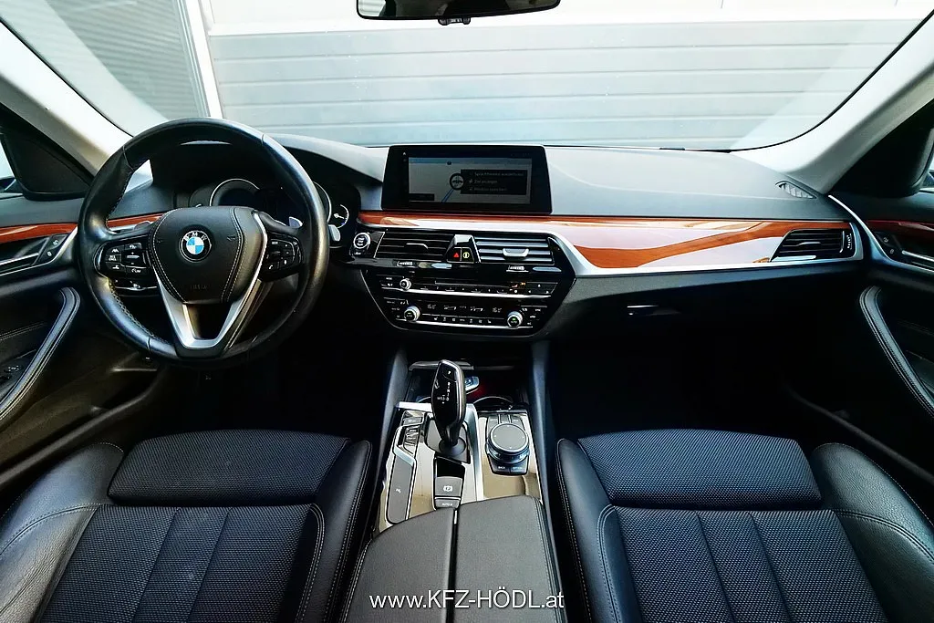 BMW 530i Touring xDrive Aut. Image 9
