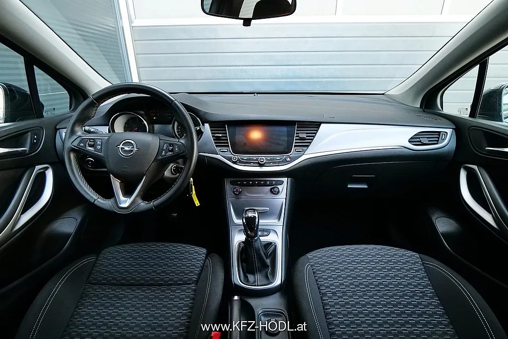 Opel Astra ST 1,6 CDTI ECOTEC Edition S/S Image 9