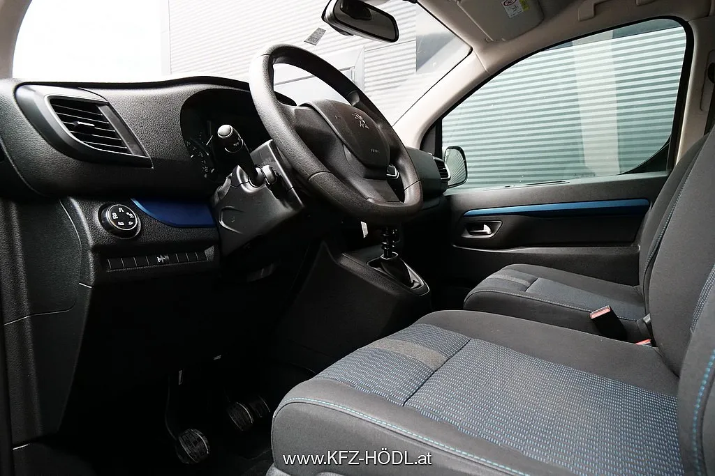 Peugeot Traveller Expert 2,0 Blue-HDi Akrive L2 Image 10