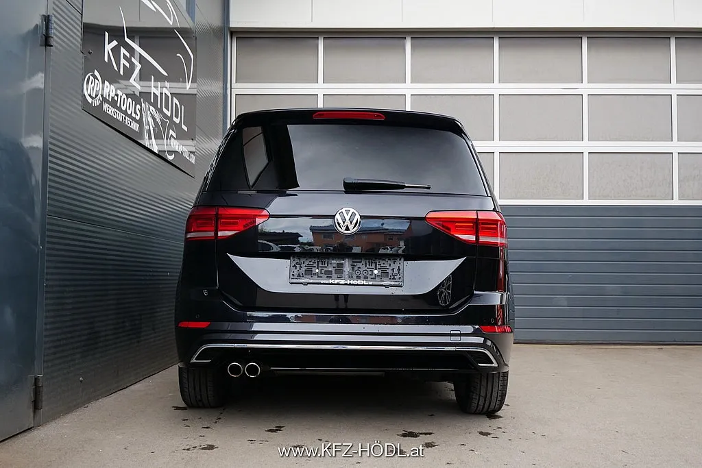 Volkswagen Touran Highline 2,0 SCR TDI*R-line* Image 4