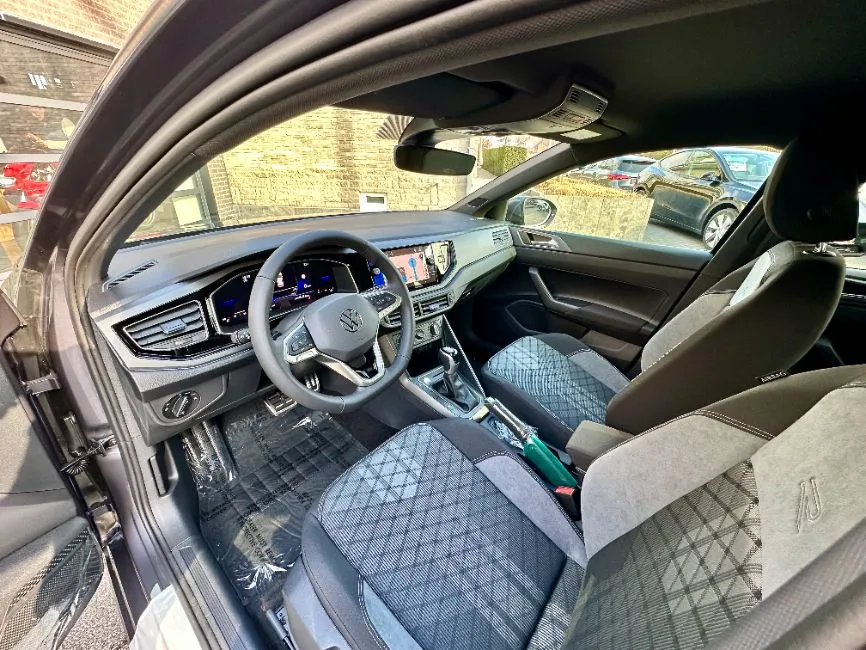 Volkswagen Taigo R-Line NIEUW !!0 km !! Image 9