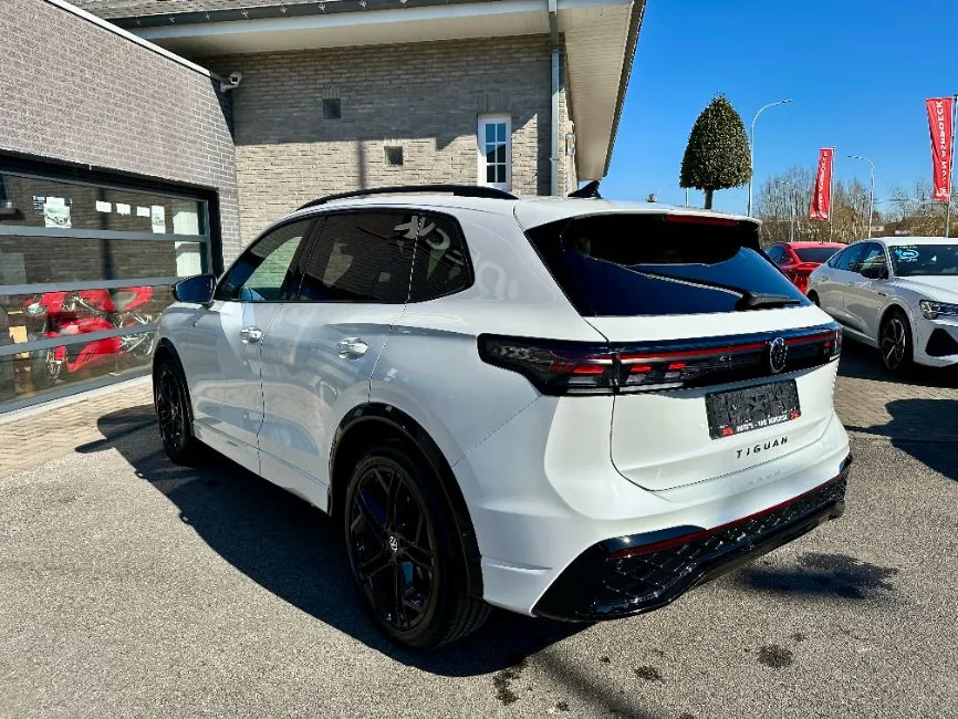 Volkswagen Tiguan 1.5 eTsi R-Line MHYB Image 14
