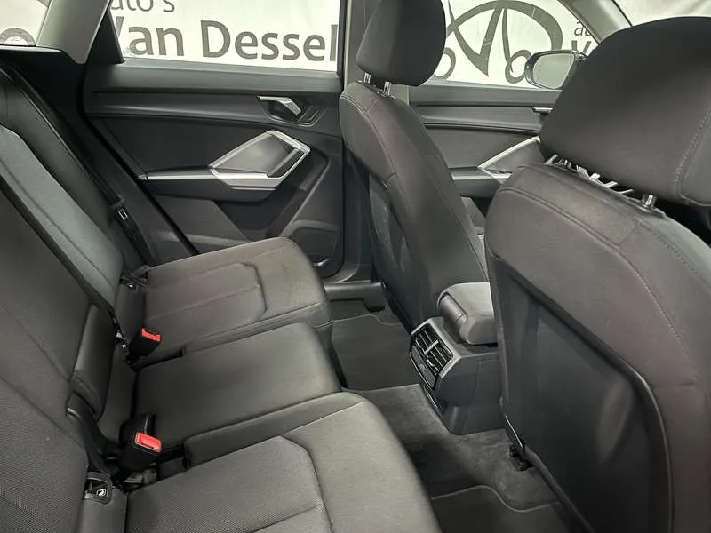 Audi Q3 Q3 35 TFSI S tronic advanced Image 7