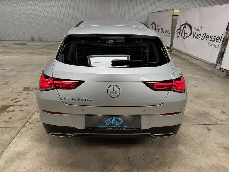 Mercedes-Benz CLA 250 CLA 250 e PHEV Business Line Image 5