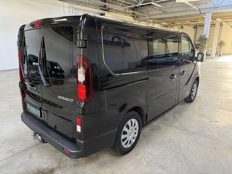 Renault Trafic 2.0 dCi Lichte Vracht Dubbele Cabine 6 zitplaatsen Image 4