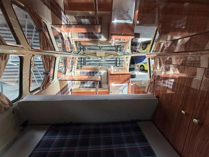 Volkswagen T1 Kombi Samba Style 23 Window Camper Image 11