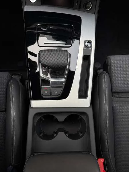 Audi Q5 Hybrid,3 x S-Line,Matrix licht,LED Black Optic,20' Image 6