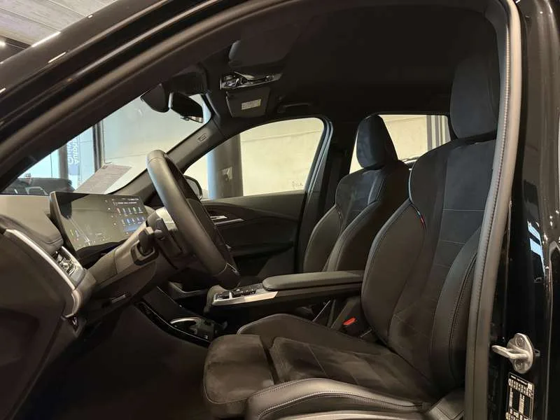 BMW X1 M-Pack,Alcantara zetels,Camera,LED's ,Alu velg 18' Image 6