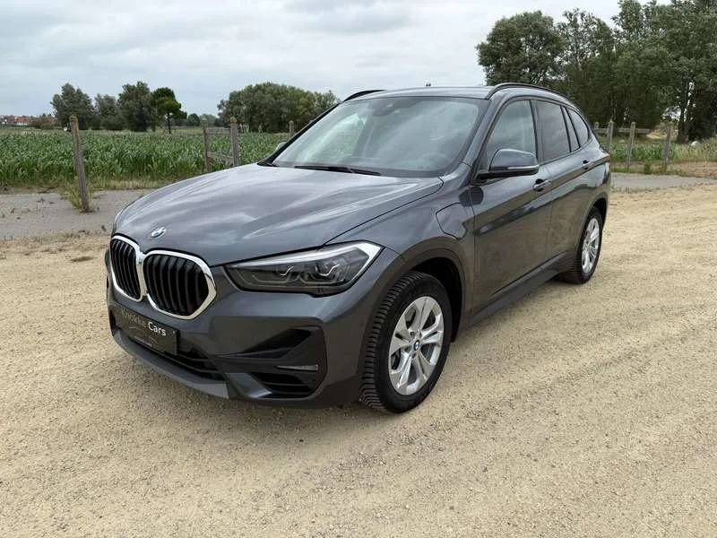 BMW X1 Hybride,pano open dak,head-up,trekhaak,navigatie Image 2
