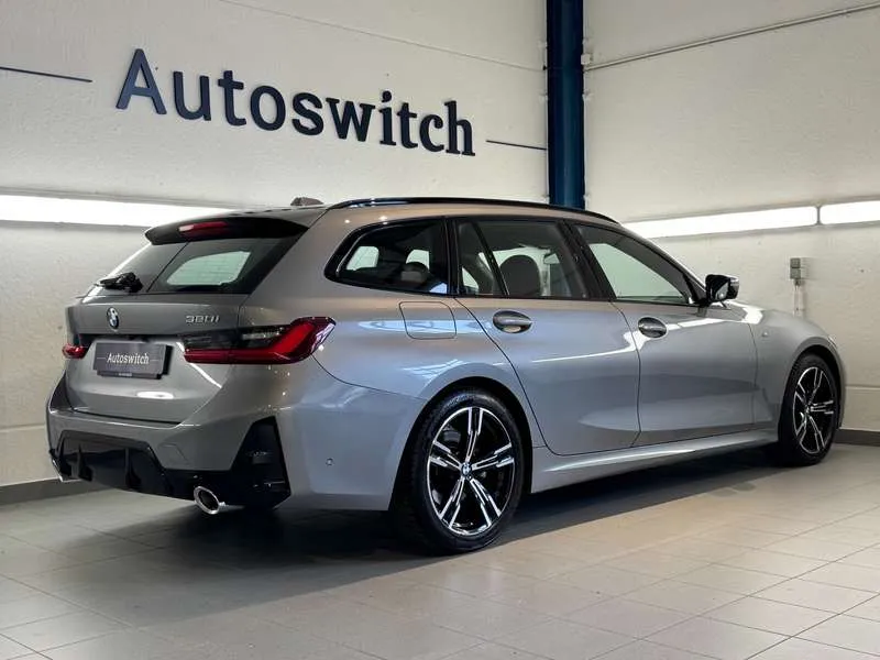 BMW 320 i Touring - M Sport/ActiveCruise/Camera/HiFi/DAB Image 6
