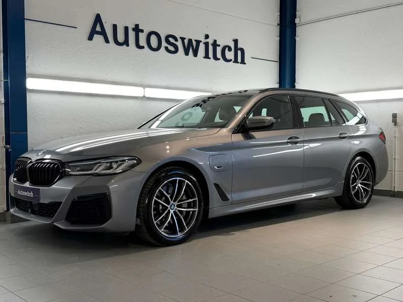 BMW 530 e xDrive Touring - MSport/Pano/DrivAssProf/Headup/ Image 7