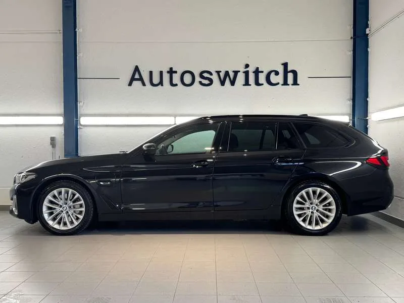 BMW 530 e Touring - Luxury/Pano/DrivAssProf/HiFi/Stuurverw Image 3
