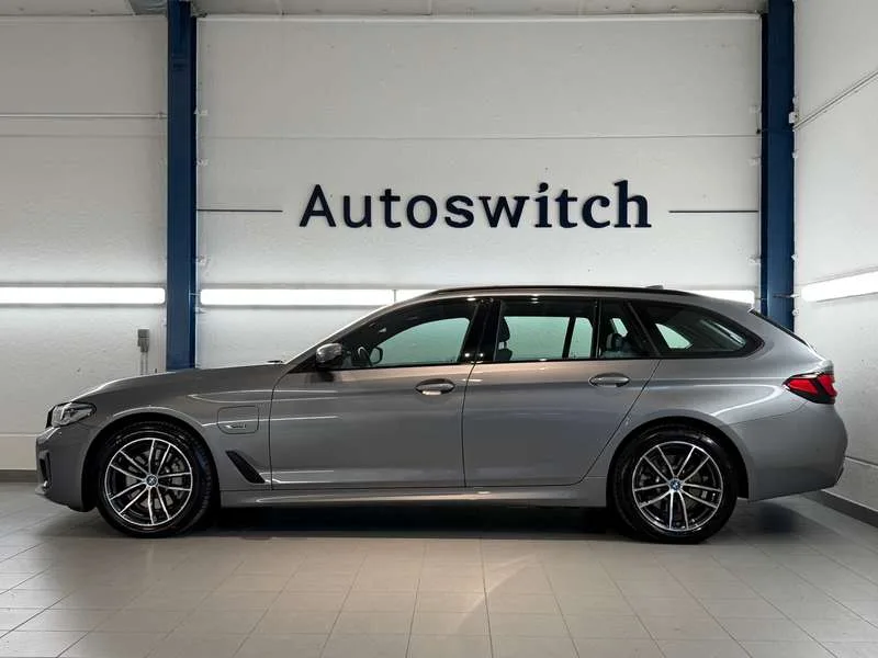 BMW 530 e xDrive Touring - MSport/Pano/DrivAssProf/Headup/ Image 3