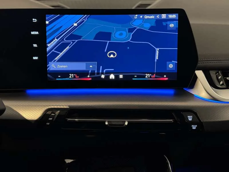 BMW X1 sDrive18i - MSport/Keyless/VerwZetels/Cam/AdaptLED Image 11