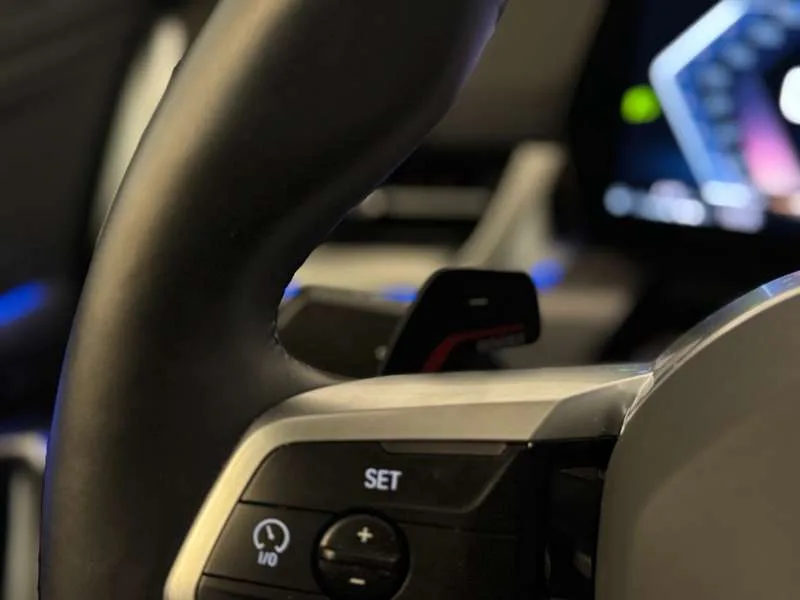 BMW X1 sDrive18i - MSport/Keyless/VerwZetels/Cam/AdaptLED Image 13