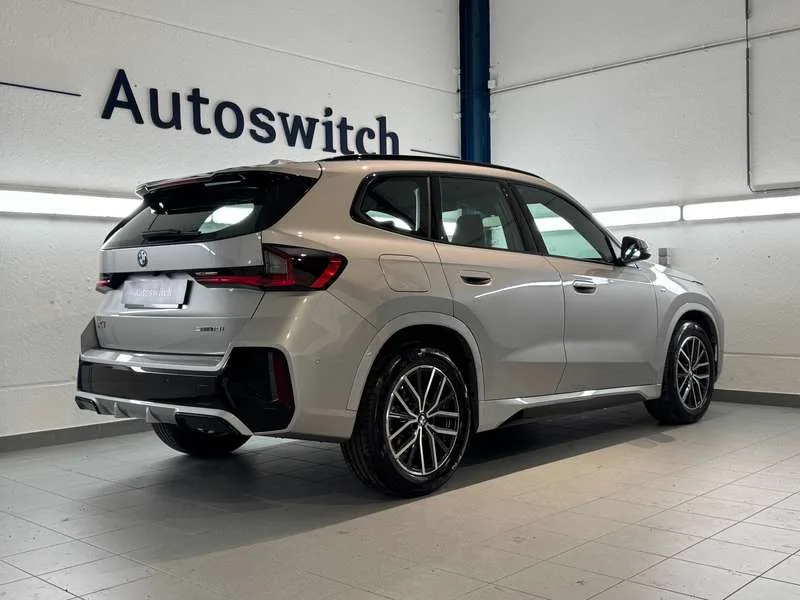 BMW X1 sDrive18i - MSport/Keyless/VerwZetels/Cam/AdaptLED Image 6