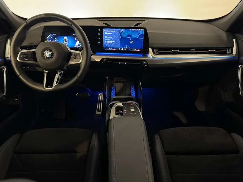 BMW X1 sDrive18i - MSport/Keyless/VerwZetels/Cam/AdaptLED Image 9