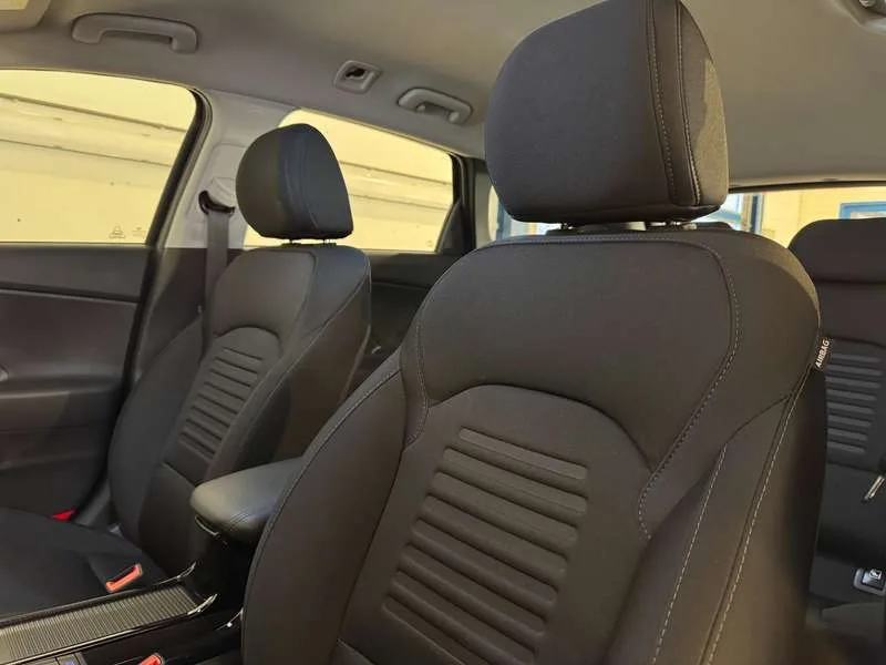 Hyundai i30 Wagon 1.0i Automaat - Keyless/Carplay/ActCruise/ Image 13