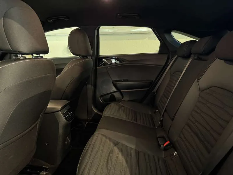 Kia ProCeed / pro_cee'd 1.5i Automaat GT Line/Verw.Zetels+stuur/AdaptCruis Image 14