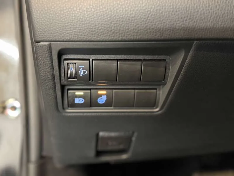 Mazda 2 1.5 Hybrid Automaat - VerwZetels+stuur/ActCruise/ Image 16