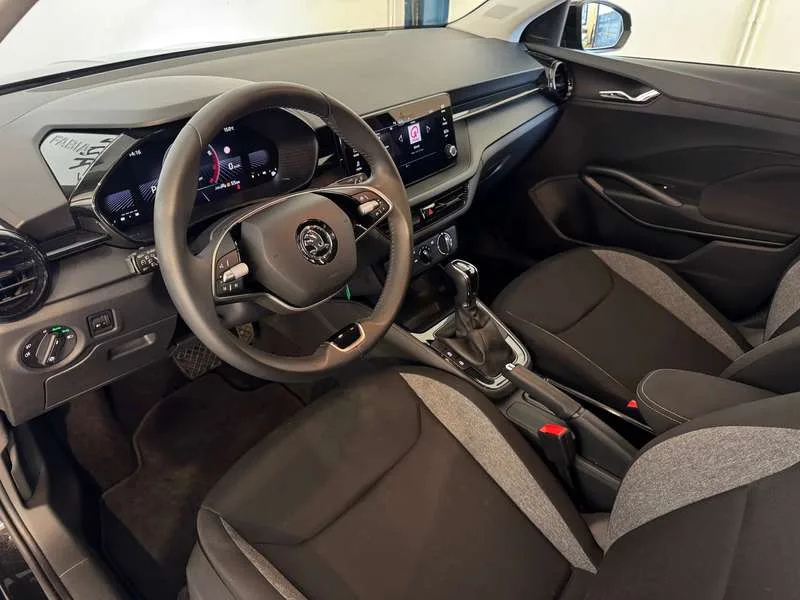 Skoda Fabia 1.0TSI DSG - CarPlay/Zonwerende ramen/Winterset/.. Image 8