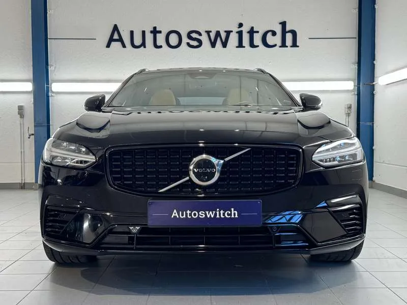 Volvo V90 T8 AWD Recharge - Ultimate Dark/Pano/H&K/Trekhaak Image 2