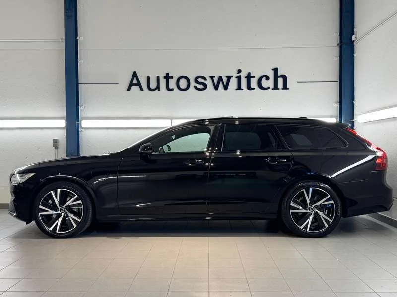 Volvo V90 T8 AWD Recharge - Ultimate Dark/Pano/H&K/Trekhaak Image 3