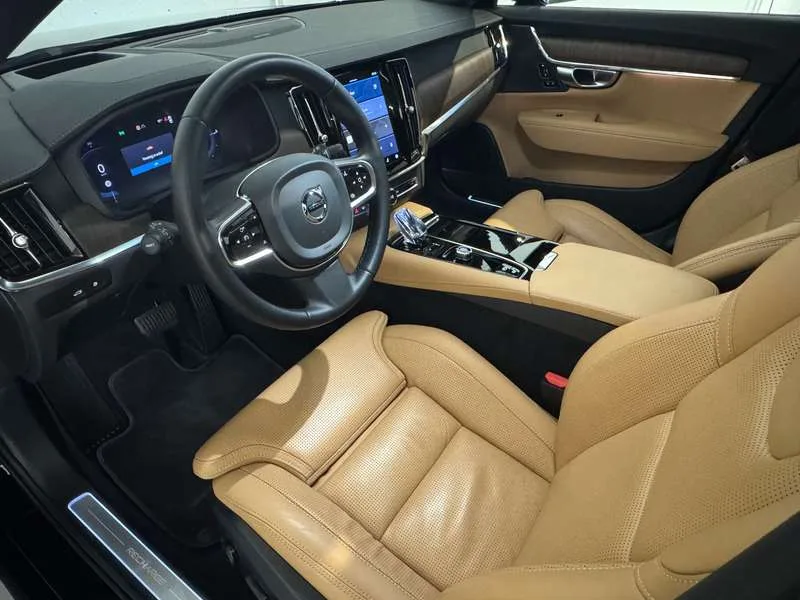 Volvo V90 T8 AWD Recharge - Ultimate Dark/Pano/H&K/Trekhaak Image 8