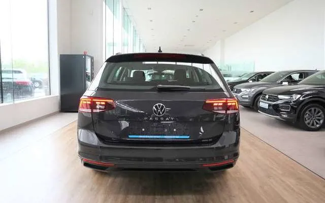 Volkswagen Passat Variant 1.5TSI 150PK 6V*LED*GPS*NIEUW & TOPAANBOD !!! Image 9