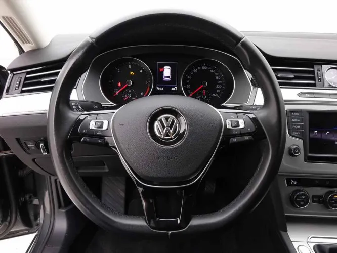 Volkswagen Passat 1.6 TDi Variant Comfortline + GPS + Adaptiv Cruise Image 10