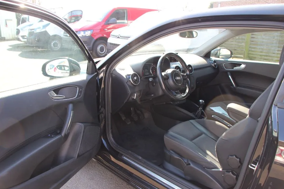 Audi A1 1.6 Tdi Airco Cruise Controle EU5 Image 6