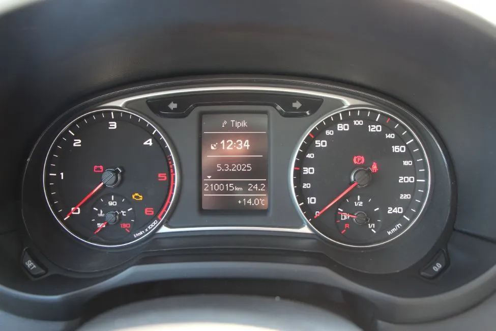 Audi A1 1.6 Tdi Airco Cruise Controle EU5 Image 7