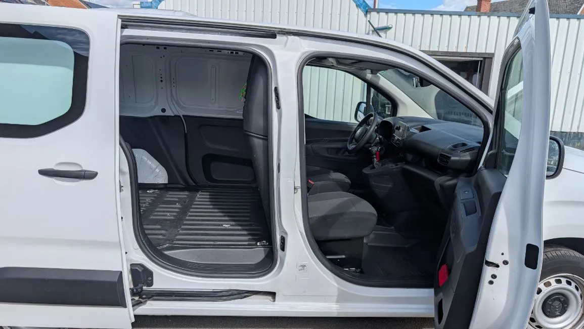 Citroen Berlingo 1.2 PureTech Airco Cruise Controle Image 10
