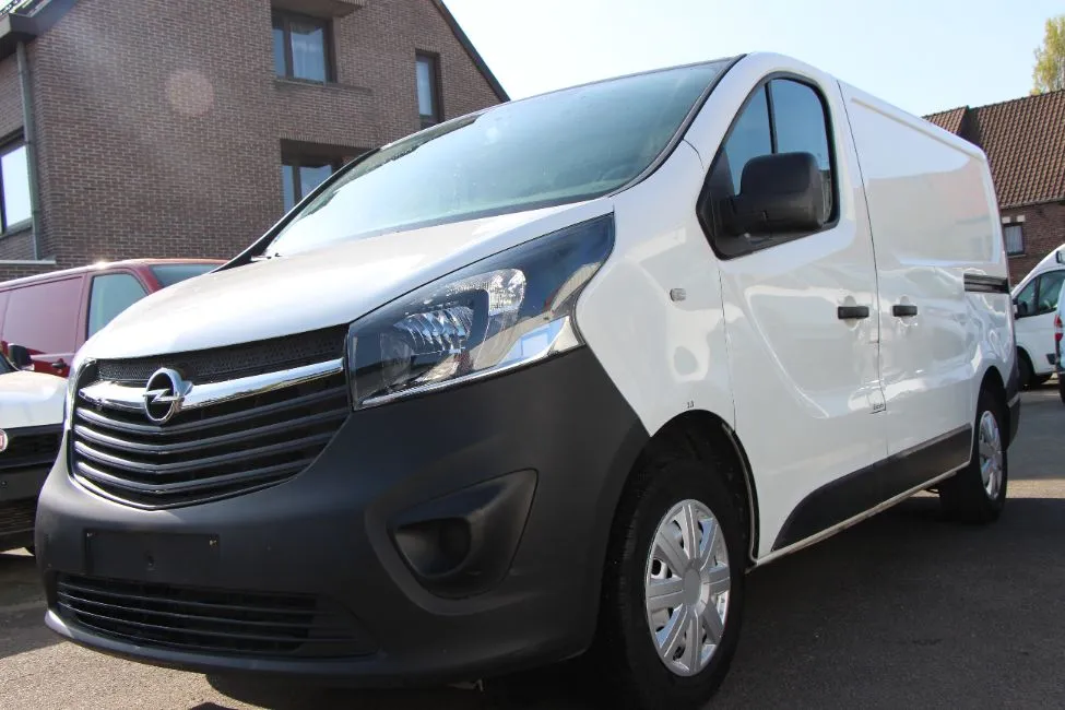 Opel Vivaro 1.6 Cdti Airco EU6 Warranty Image 1