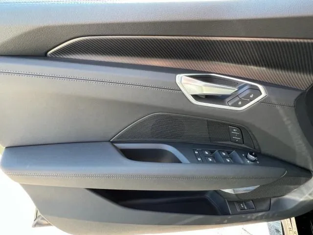 Audi E-Tron GT RS Quattro =Carbon= Distronic/Panorama Гаранция Image 8