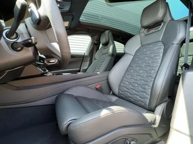 Audi E-Tron GT RS Quattro =Carbon= Distronic/Panorama Гаранция Image 9