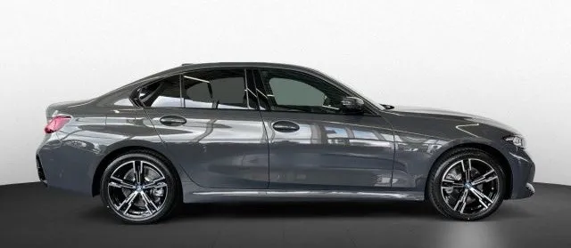BMW 330 e xDrive =M-Sport= Shadow Line/Distronic Гаранция Image 3