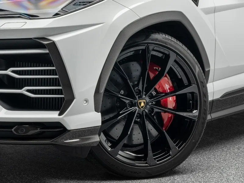 Lamborghini Urus =Carbon Exterior & Interior= Akrapovic Гаранция Image 5