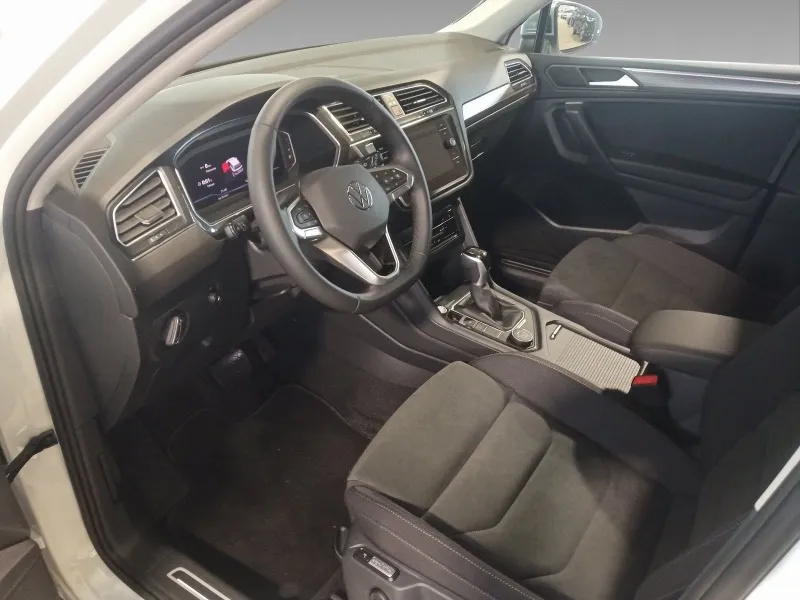 Volkswagen Tiguan Allspace 2.0 TDI 4Motion =NEW= 7 Seats Гаранция Image 6