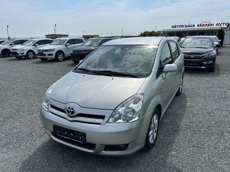 Toyota Corolla verso (KATO НОВА) Image 1