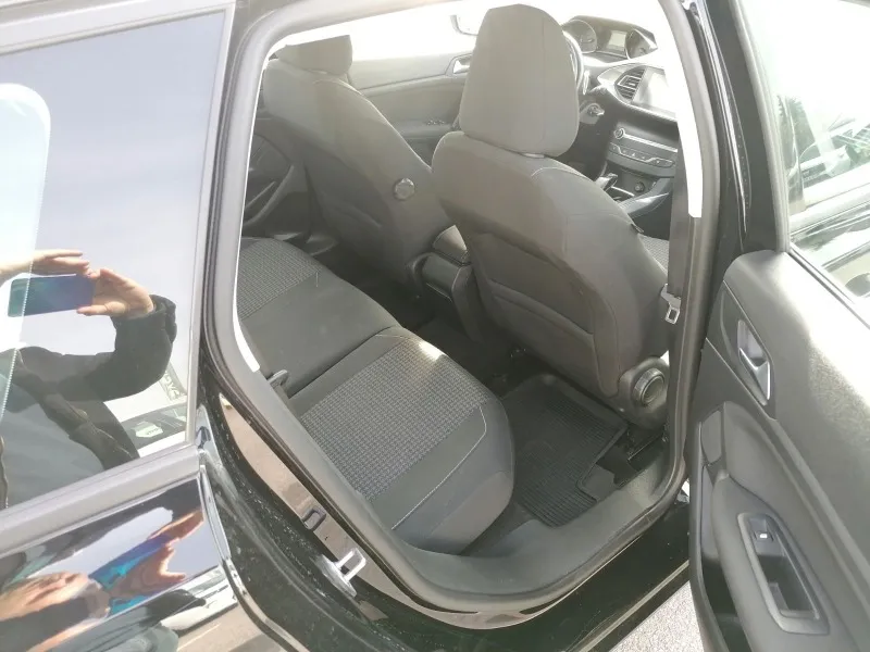 Peugeot 308 1.5bluHDi 130k.c. Image 9