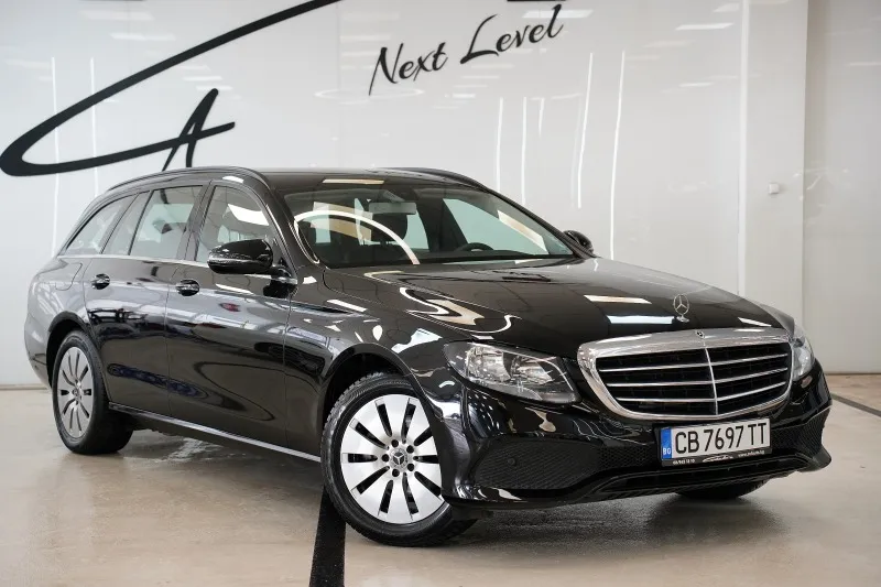 Mercedes-Benz E 200 T-modell Image 3