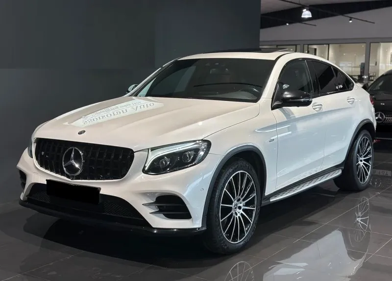 Mercedes-Benz GLC 220 Coupe 4Matic Image 1