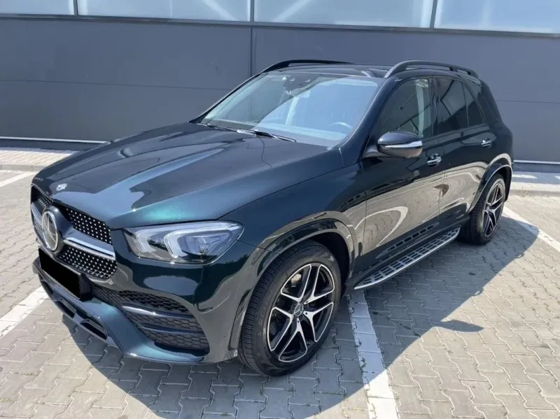 Mercedes-Benz GLE 350 d 4Matic AMG-Line 7-Seater Image 1